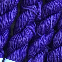 Load image into Gallery viewer, Mini Skein DK - Grape Juice