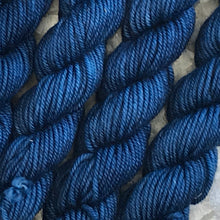 Load image into Gallery viewer, Mini Skein DK - Midnight