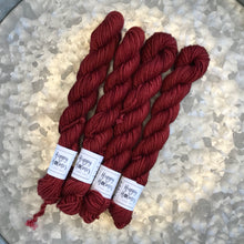 Load image into Gallery viewer, Mini Skein DK - Poppy