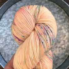 Load image into Gallery viewer, Peach and Sprinkles 80/20 FW