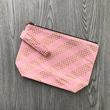 Load image into Gallery viewer, Small Zippered Project Bag