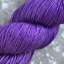 Load image into Gallery viewer, Grape Juice DK