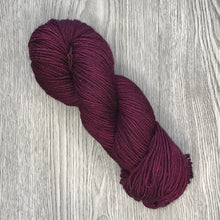 Load image into Gallery viewer, Wine - Worsted