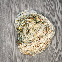 Load image into Gallery viewer, Teal speckle DK