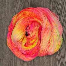 Load image into Gallery viewer, Hubba Bubba - 80/20 FW