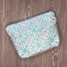 Load image into Gallery viewer, Small Zippered Project Bag