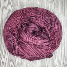Load image into Gallery viewer, Holiday Sangria DK