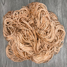 Load image into Gallery viewer, Peach Cobbler DK