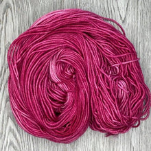 Load image into Gallery viewer, Raspberry Swirl DK